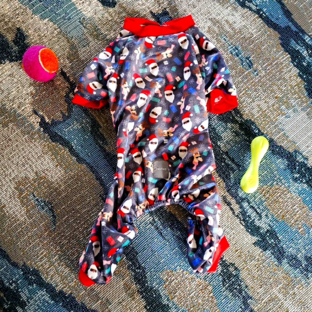 3 for $7 💖 NWOT Dog Christmas pajamas